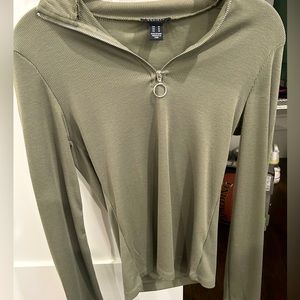 Cropped Long-sleeve Top